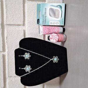 BUYERS GIVAWAY! 🎁 Flower Necklace & Earrings, Polish, Cream & Mini LED Mirror!